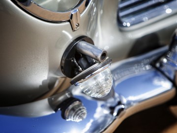 Aston Martin DB5 Jamesa Bonda do kupienia